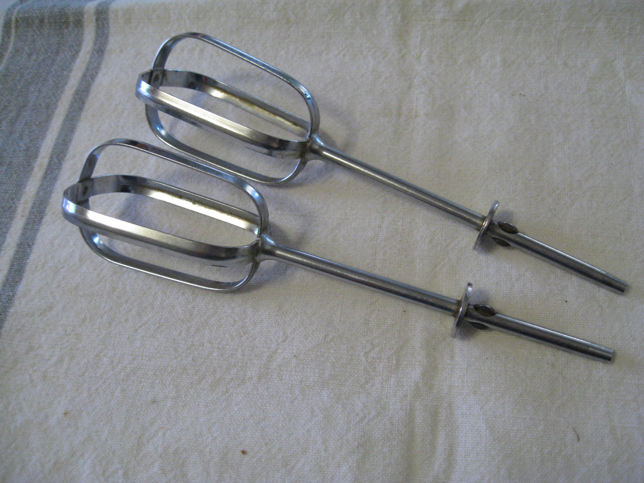 Vintage GE Hand Mixer Replacement Beaters, Gold, Green, 1970s, 80s Hand  Mixers 