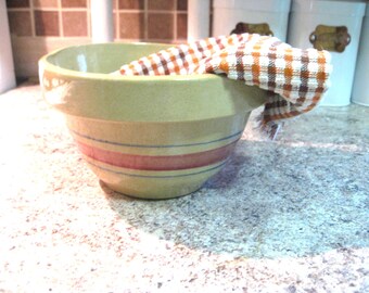 RRP Co, Ciotola in gres a fasce, Ciotola in ceramica a fasce rosse e blu, Country Chic, Roseville, OH Red Farmhouse Kitchen, Terraglia, Imperfect