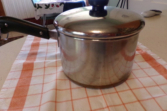 Dating vintage Revere ware