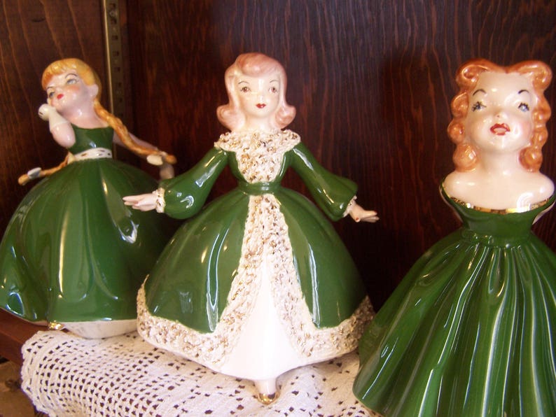 making ceramic figurines