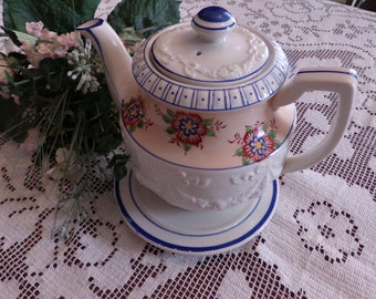 Vintage Japanese Floral Teapot, w/Trivet, Japan, Red Flowers, Blue Accents, Shabby Decor, Victorian