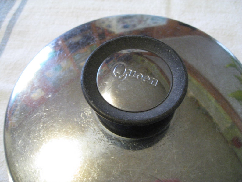 Stainless Steel Amway Queen Lid 7 1/2, 18 8 ,60s-70s, Sauce Pan Lid image 2