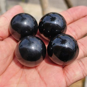 Natural Black Obsidian Spheres, Hand Polished Healing Crystal Ball, Chakra Energy Stone Meditation Decor Obsidian Crystal Guardian Stone