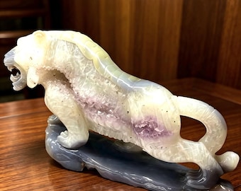 Natural Agate Amethyst Geode Hand‑Carved Tiger Sculpture, 4172g Crystal Animal Statue