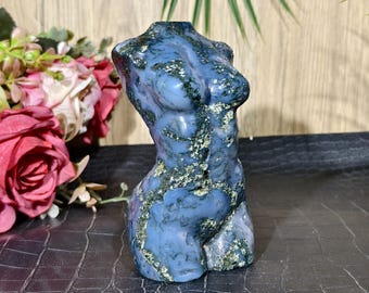 Moss Agate Goddess Sculpture: Handcrafted Crystal Torso Figurine