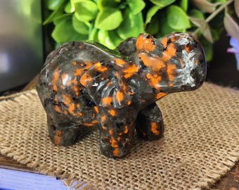 Yooperlite Elephant Sculpture: Crystal Animal Decor