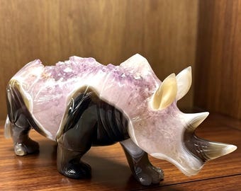 Hand‑Carved Natural Agate Amethyst Geode Rhino Sculpture, Crystal Rhinoceros Statue, Unique Crystal Specimen for Home Decor & Collection