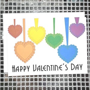 Tarjeta digital imprimible de San Valentín con corazones de arcoíris / Tarjeta de amor LGBTQ+ / Descarga instantánea imprimible / Unhinged By Meg