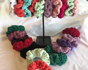 Scrunchie Velvet Plush