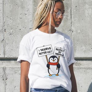 Pinguin Recist T-Shirt Design - Druckbares PNG für Sublimation, lustige Tier-Shirt-Grafik, digitaler Download für DIY-Kleidung