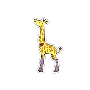 Könnte beinhalten: Ein verspielter Aufkleber mit einer Cartoon-Giraffe mit gelbem Körper, braunen Flecken und lila Beinen. Ein rotes Herz befindet sich auf der Brust. Die Giraffe blickt mit fröhlichem Gesichtsausdruck nach oben.