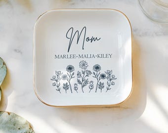Custom Mom Trinket Dish, Mom Ring Dish, Jewelry Tray, Ring Holder, Birthday Gift, Gift for Mom, Personalized Ring Dish, Ceramic Ring Dish