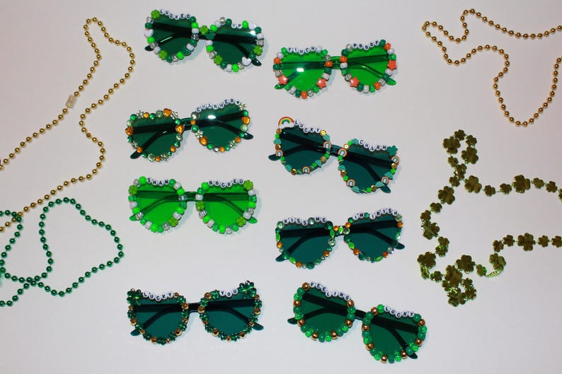 Green "Lucky You" Saint Patrick's Day Heart Bedazzled Sunglasses Bild 6