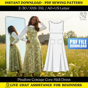 Könnte beinhalten: Eine Frau trägt ein grünes, geblümtes Pinafore-Midikleid über einer weißen Bluse. Das Bild enthält eine Spiegelreflexion und eine Strichzeichnung des Kleides. Der Text lautet "INSTANT DOWNLOAD - PDF SEWING PATTERN" und "Pinafore Cottage Core Midi Dress."
