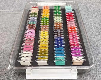 Embroidery Floss Storage Box for 3mm Bobbins, Craft Organizer Foam Insert Includes 490 Pre-Labeled Acrylic Spools & 5 Foam Organizer Trays