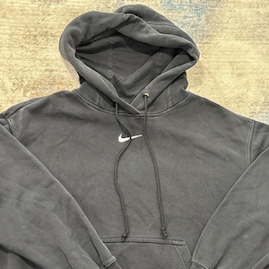 Sudadera con capucha Nike Vintage talla pequeña, negra, mini Swoosh, estilo años 90, desgastada, unisex, extragrande. imagen 1