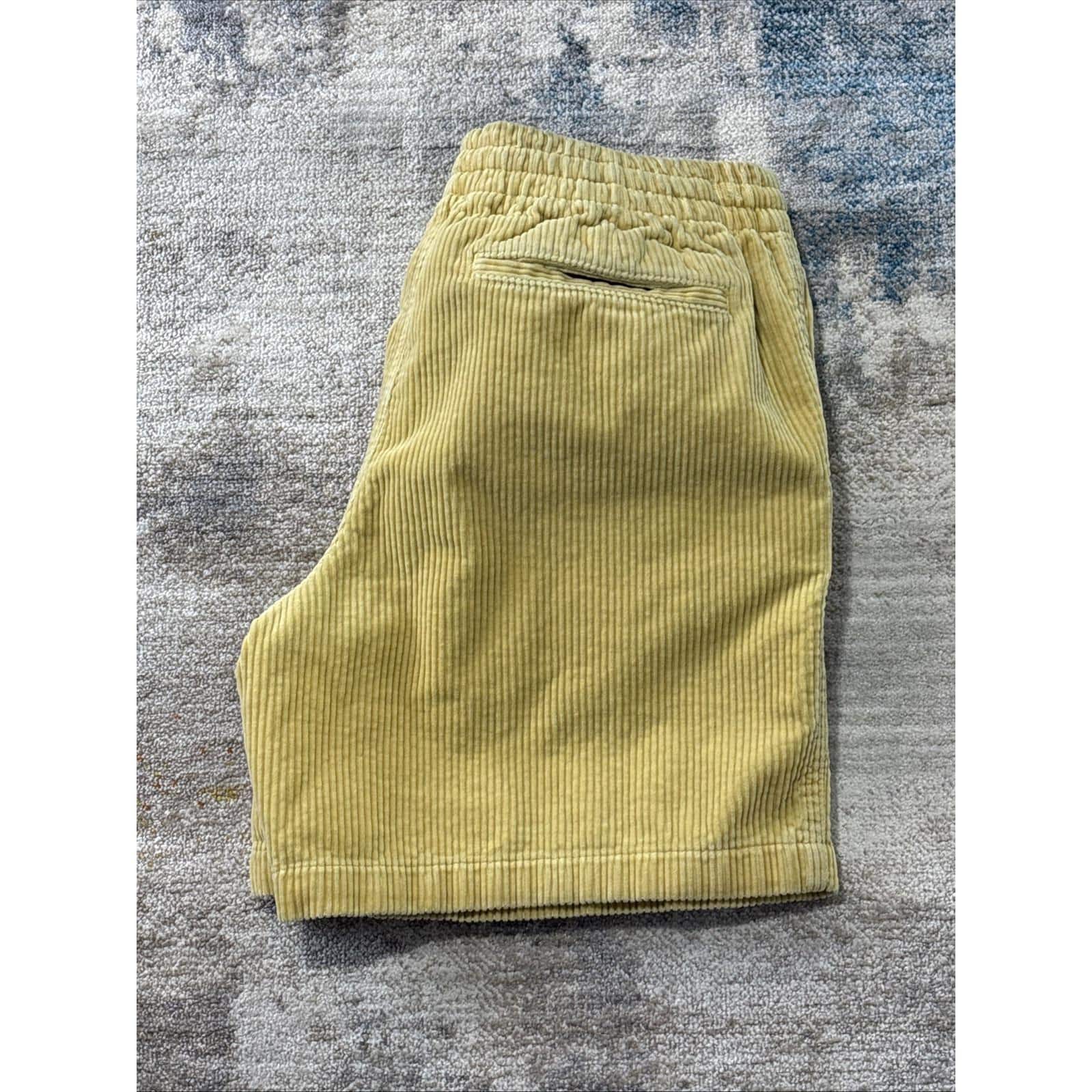Yuan wide wale corduroy baggie shorts