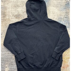 Sudadera con capucha Nike Vintage talla pequeña, negra, mini Swoosh, estilo años 90, desgastada, unisex, extragrande. imagen 6