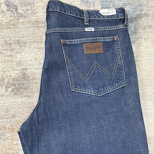 Vaqueros Wrangler Wanderer 622 de tiro alto y campana para mujer, 35 x 32, nuevo imagen 1