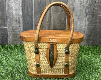 Vintage 1960s Woven Straw Leather Handbag Purse Mid Century Mod Boho Chic