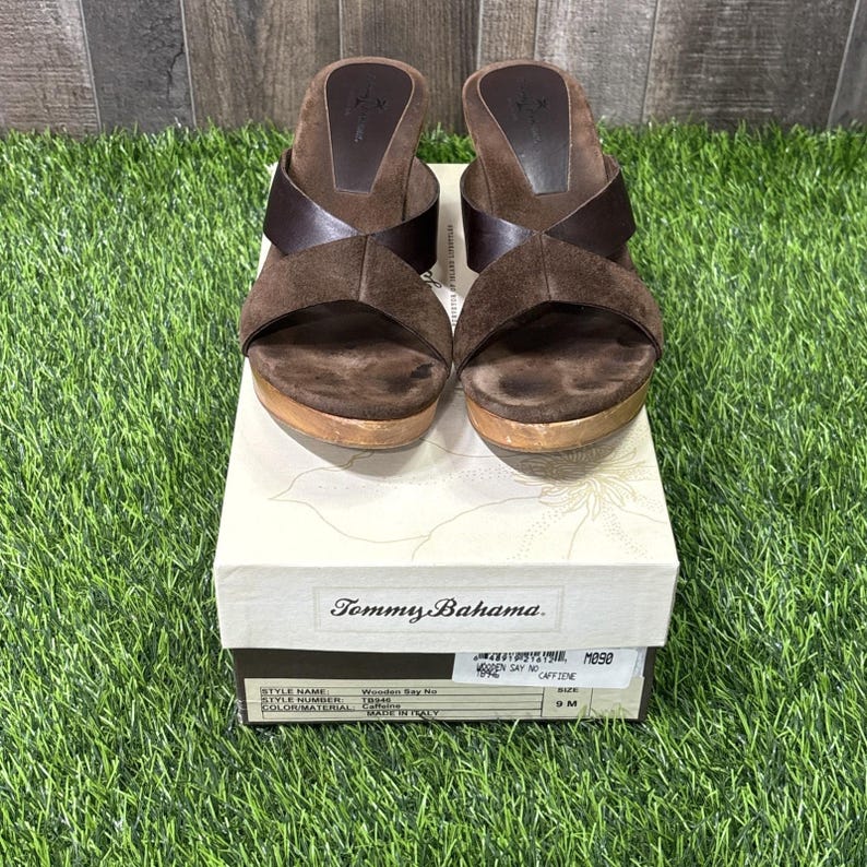 Tommy Bahama Wooden Say No Caffeine Italy Brown Leather Slide Sandals Women's 9M image 2