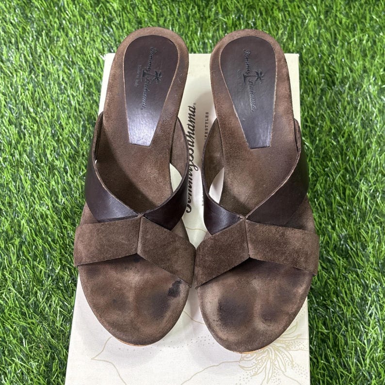 Tommy Bahama Wooden Say No Caffeine Italy Brown Leather Slide Sandals Women's 9M image 3