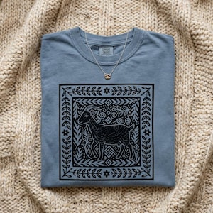 Floral Goat Comfort Colors T-Shirt, Folk Art Nigerian Goat Lover Gift, Boho Farm Animal Design Tee, Vintage Linocut Style, Retro Nubian Goat