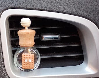 Car Air Freshener Vent Clip, Waffle Brown Face Air Freshener Vent Clip with scented fragrance