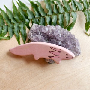 figurine axolotl, jouets en bois, animaux waldorf image 3