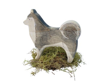 husky dog figurine, wooden toy dog, wooden animal toys, waldorf dog, husky lover gift, dog decor