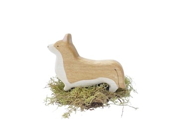 corgi dog wood figurine, wooden animal toys, waldorf wooden toys, wood toy dog, Montessori toys, dog lover