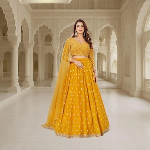 Lehenga Choli jaune : tenues de mariage indiennes, broderie de sequins