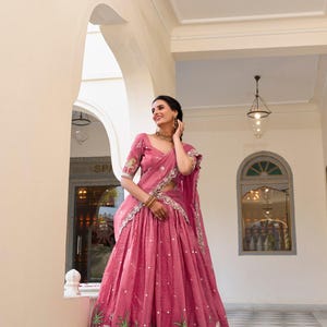 Lehenga choli rose pour femmes vêtements de mariage de designer indien tenues de fiançailles tenues de réception chaniya choli pour fille tenue indienne