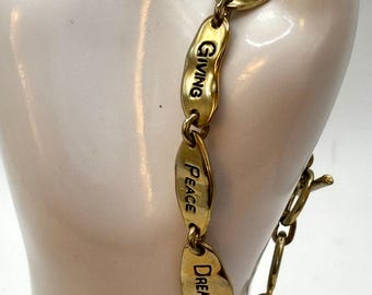 Pulsera vintage Cookie Lee Virtue, cadena de eslabones con palabras inspiradoras en tono dorado de 8 pulgadas.