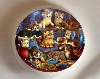 Plato decorativo vintage de gato de Bradford Exchange "Litter Rascals - Frisky Business", circa 1997