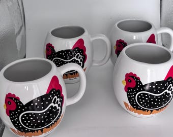 Kubki dla kur z lat 70. XX wieku „Dzień dobry” firmy Edgar Watkins National Housewares