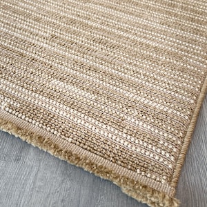 Beige sisalmatta, plattvävd ytmatta, anpassad storlek