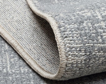 Gray Textured Polyester Rug: Modern Minimalist Home Decor