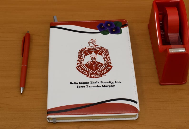 Personalized Delta Sigma Theta Journal | Custom Sorority Notebook | DST Gift for Soror | Lined Planner | Greek Sisterhood Keepsake afbeelding 1