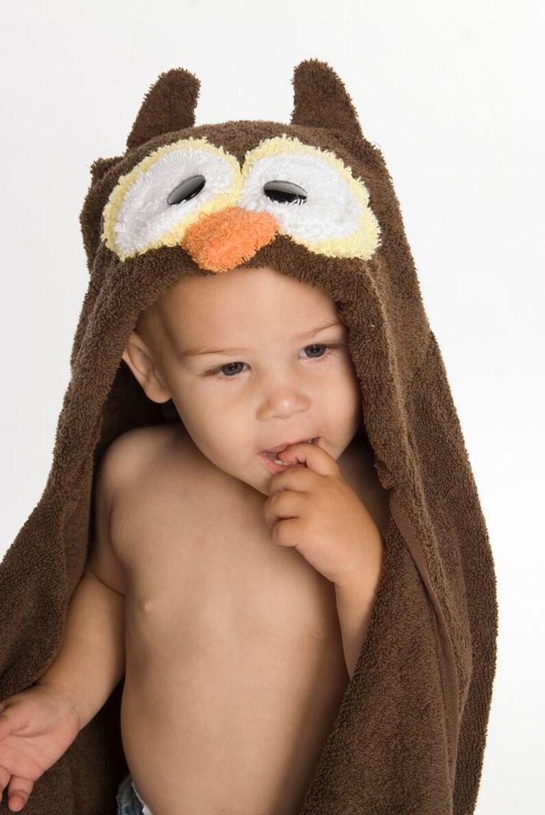 Owl Hooded Towel image 3