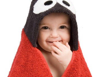 PERSONALIZED Ladybug Hooded Towel