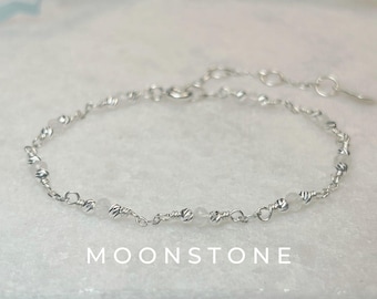 Pulsera de plata de ley con piedra lunar y piedra de nacimiento de junio personalizada