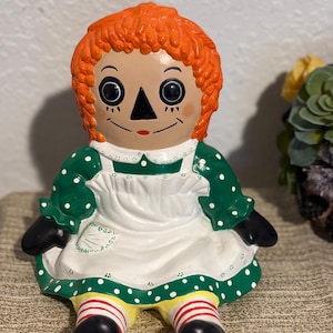 &quot;Vintage Keramik Rtagdy Ann Kantensitter Figur, signiert 1976.&quot;