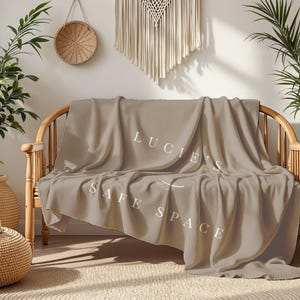 Personalized Safe Space Blanket | Dark Taupe Sherpa Throw | Name Comfort Blanket | Kuscheldecke mit Namen | Personalisierung| Geschenkidee