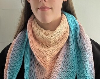 Handmade triangular shawl | scarf | summer | spring | crocheted