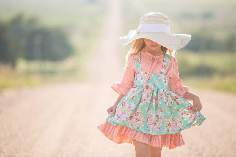 Animazing Skirt PDF Sewing Pattern including size 12 image 1