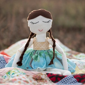 Charlotte Doll PDF Sewing Pattern, size 18 inches, Doll Pattern, Kids Doll