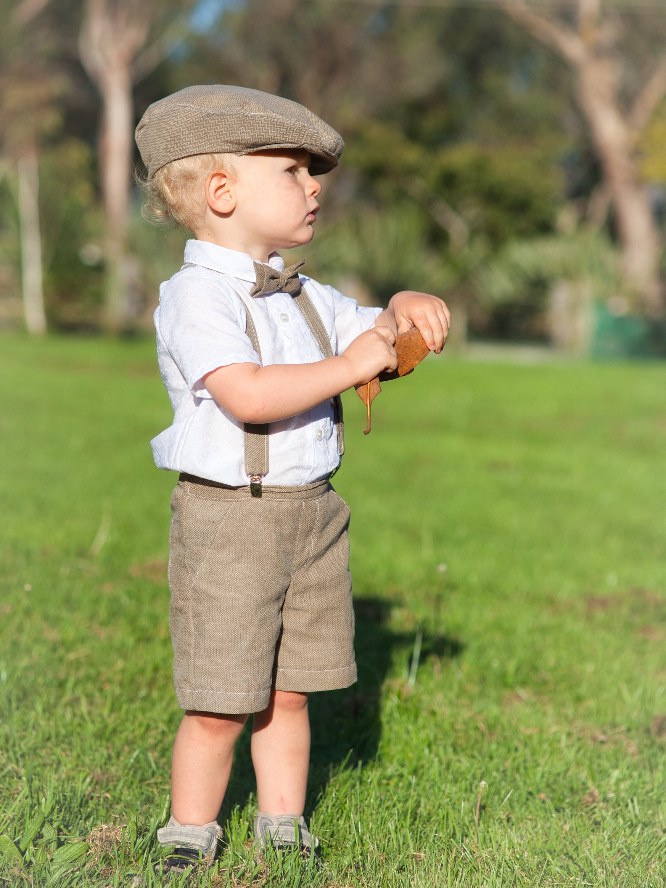 Khaki shorts cheap suspenders