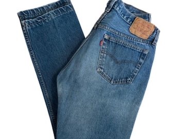 W32" L30" 501 Jean Levi's USA vintage des années 80 (taille mesurée 32" = taille 29/30 pour femme moderne), Levi's 501 vintage