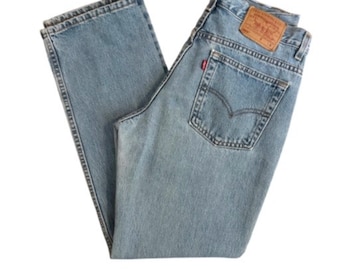 W32.5" L31” Levi's 505 USA women's vintage jeans (32.5" measured waist = women’s denim size 30)